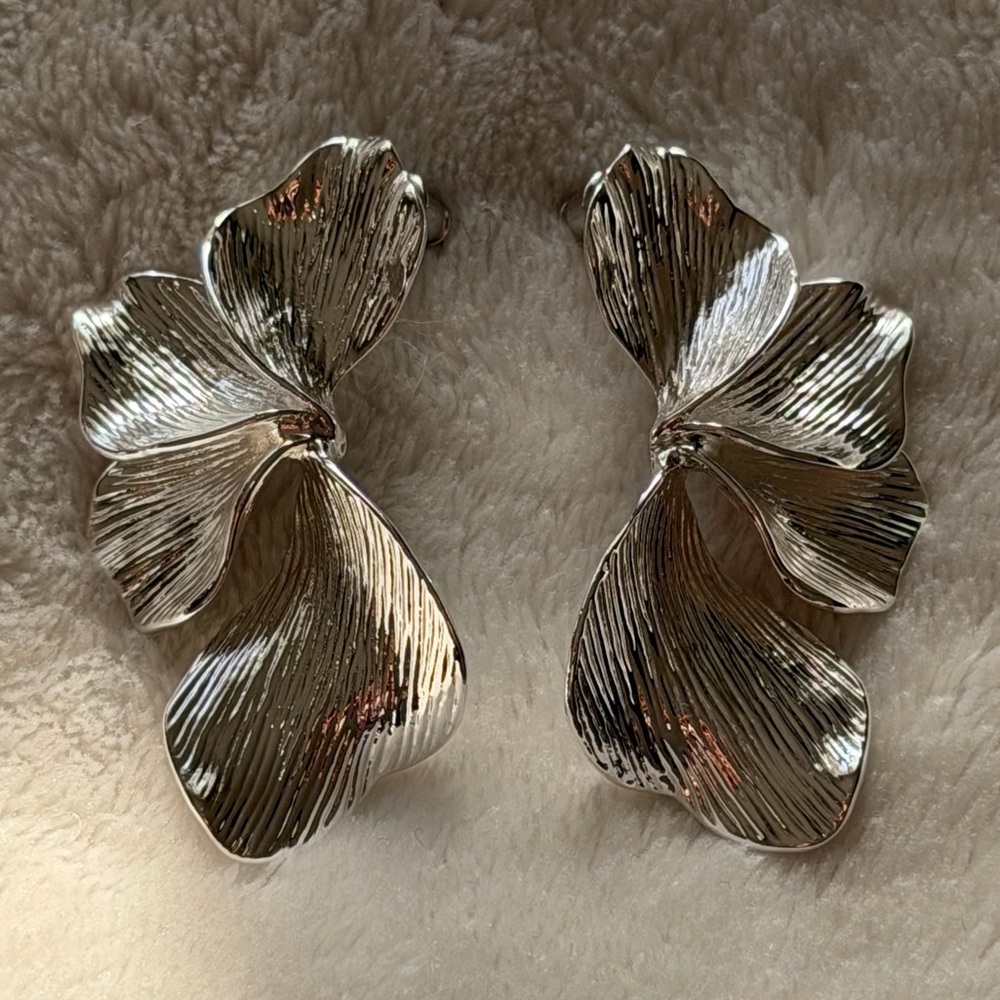 Beautiful Silver Petal Earrings